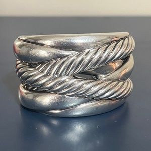 David Yurman Wide Crossover Cuff Bracelet in Sterling Silver 925 Size M